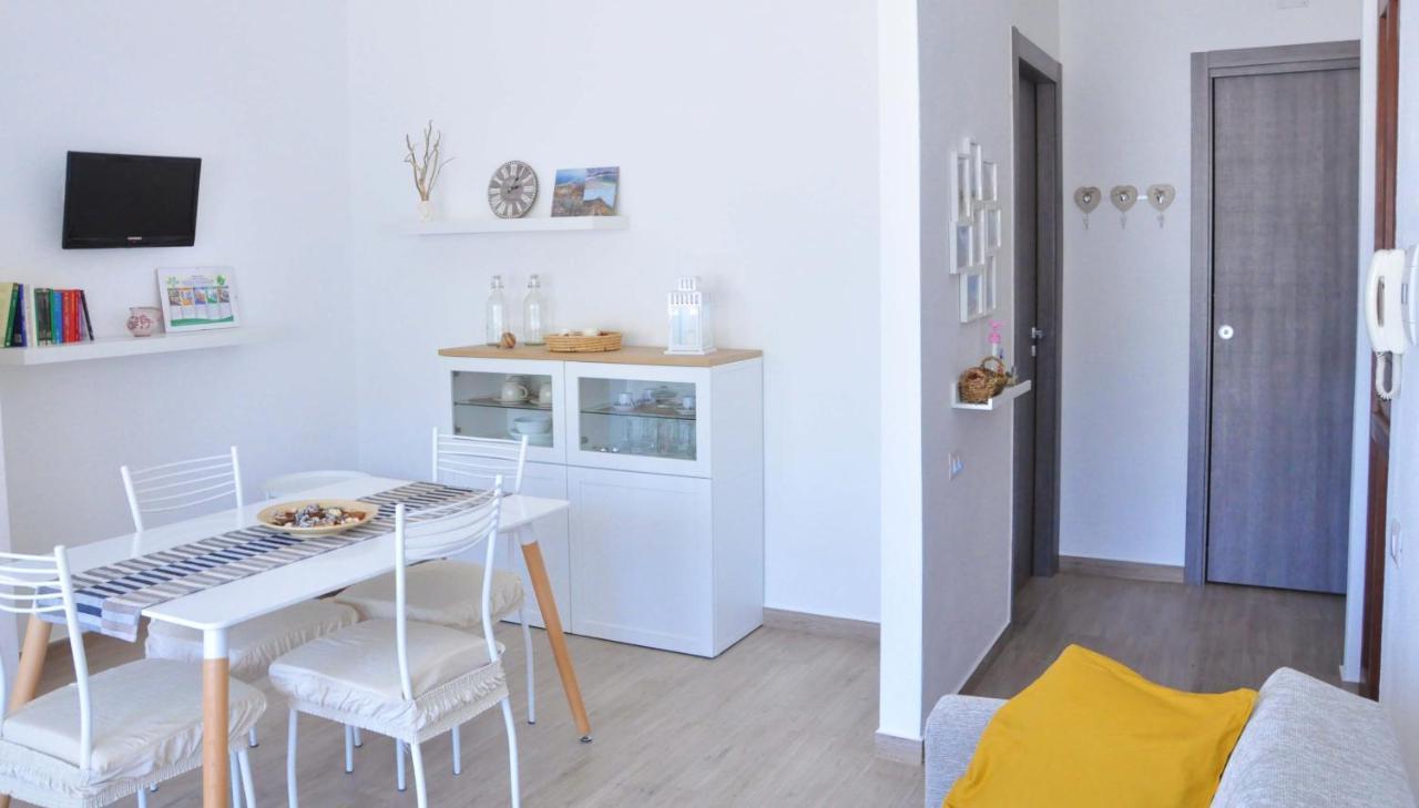 Apartament Casa Benny Difronte Al Mare Oliveri Zewnętrze zdjęcie