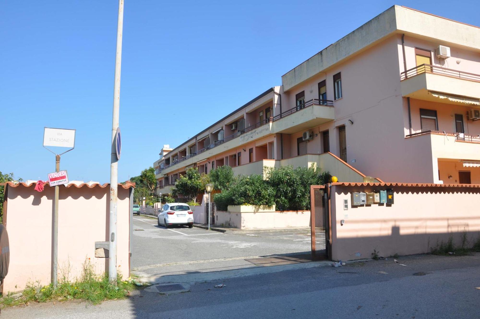 Apartament Casa Benny Difronte Al Mare Oliveri Zewnętrze zdjęcie